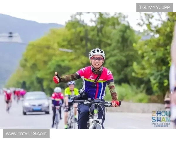 单车骑行直播全程录像：穿越城市与自然的旅程